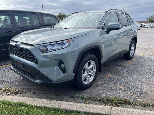 2020 Toyota RAV4 XLE