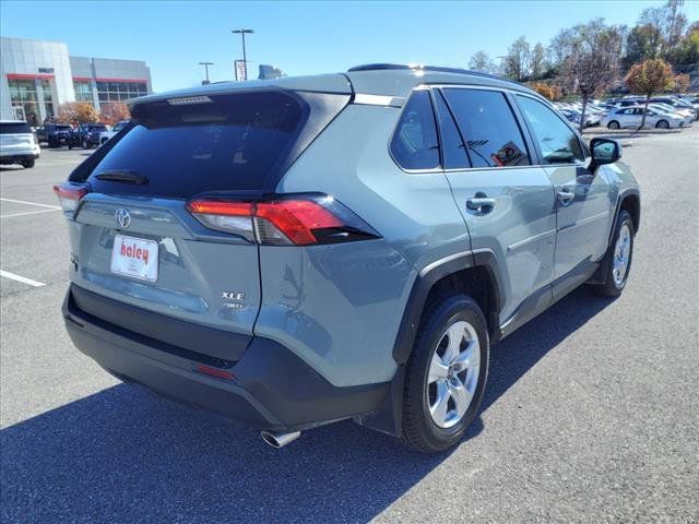 2020 Toyota RAV4 XLE