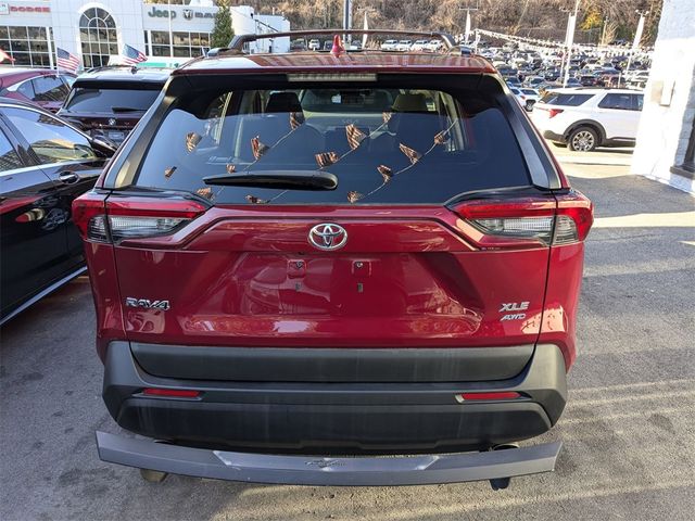 2020 Toyota RAV4 XLE