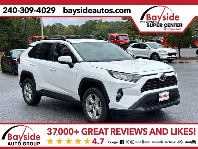 2020 Toyota RAV4 XLE