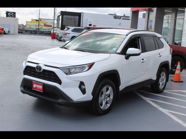 2020 Toyota RAV4 XLE