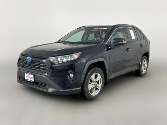 2020 Toyota RAV4 XLE