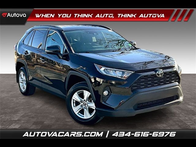 2020 Toyota RAV4 XLE