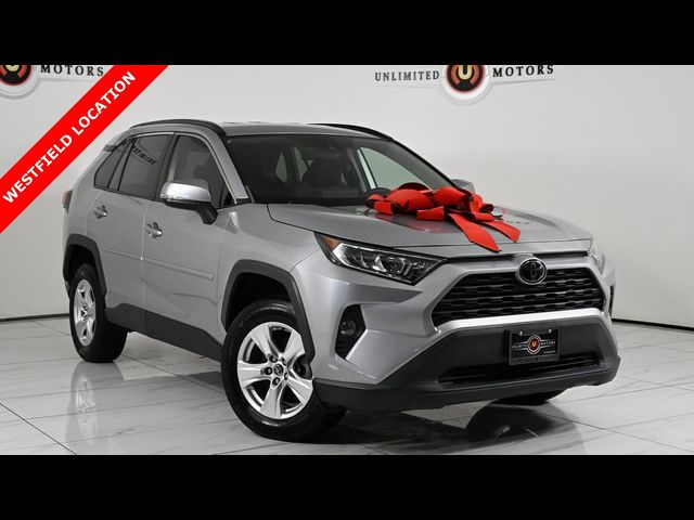 2020 Toyota RAV4 XLE