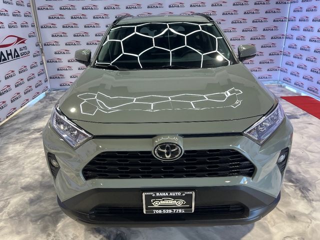 2020 Toyota RAV4 XLE