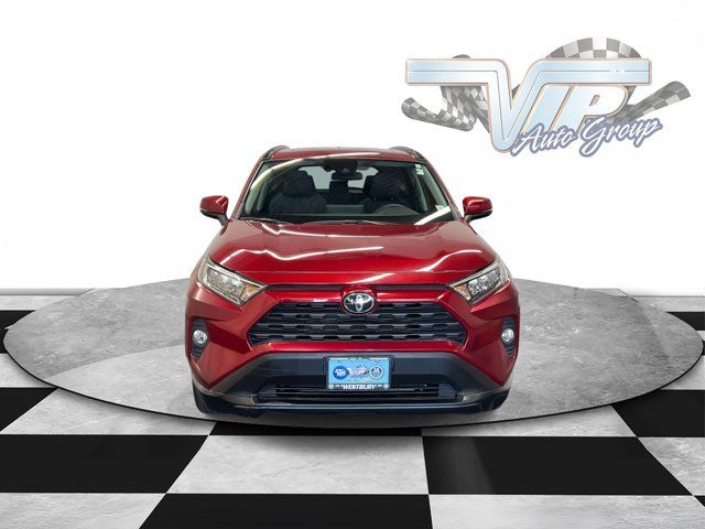 2020 Toyota RAV4 XLE