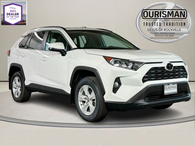 2020 Toyota RAV4 XLE