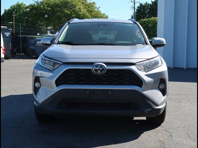 2020 Toyota RAV4 XLE