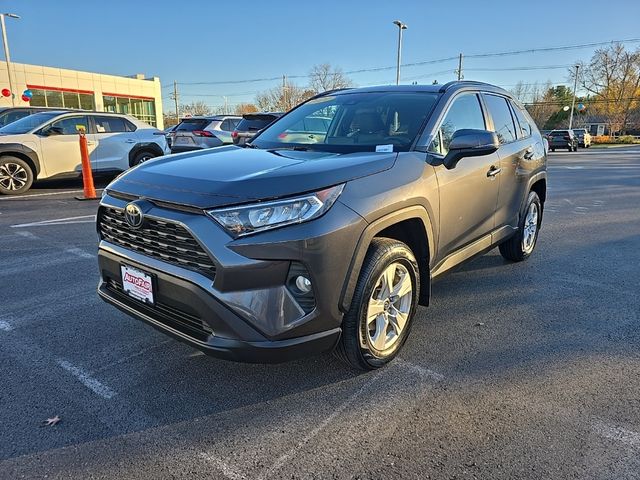 2020 Toyota RAV4 XLE