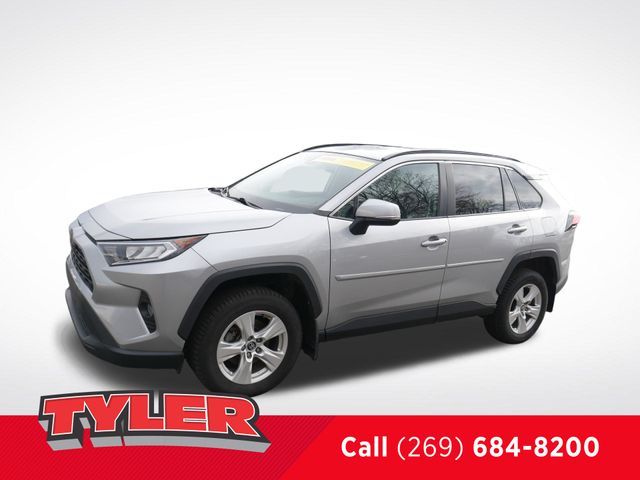 2020 Toyota RAV4 XLE