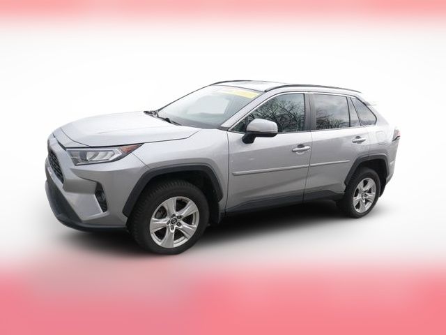 2020 Toyota RAV4 XLE