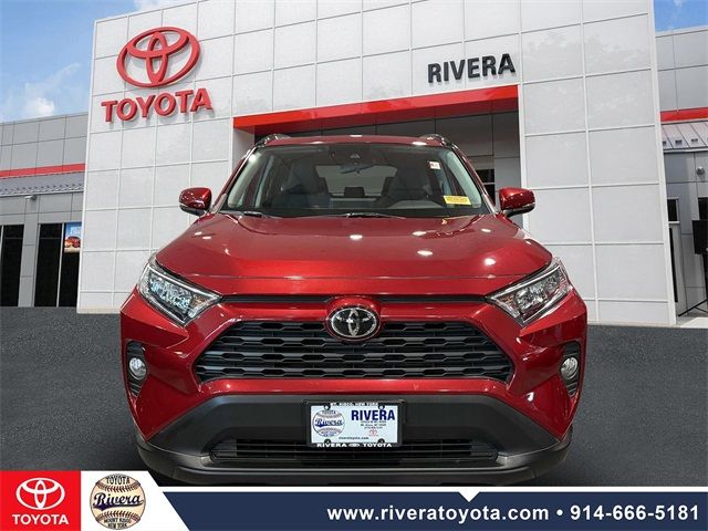 2020 Toyota RAV4 XLE