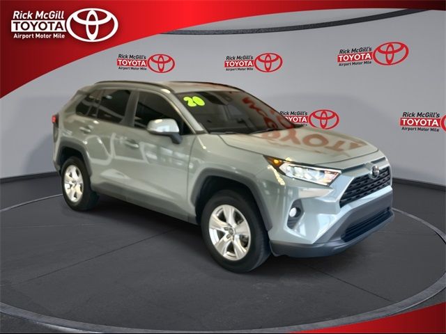 2020 Toyota RAV4 XLE