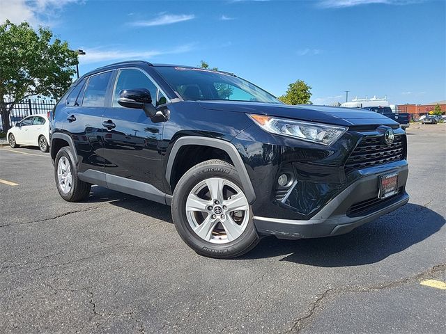 2020 Toyota RAV4 XLE