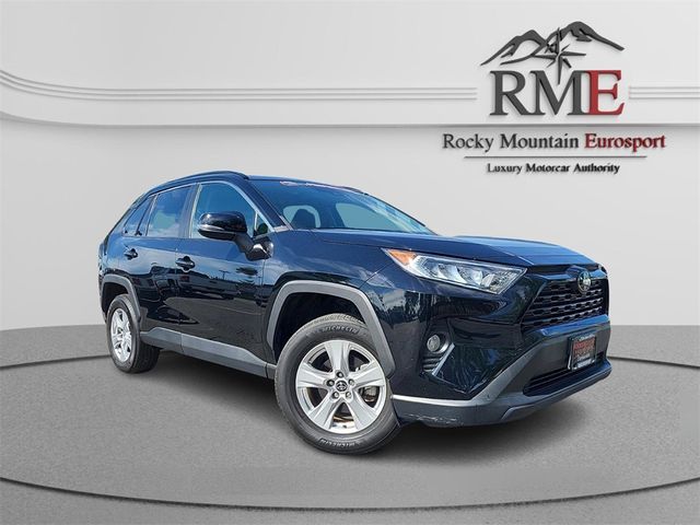 2020 Toyota RAV4 XLE