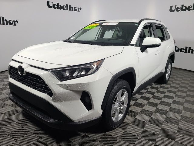 2020 Toyota RAV4 XLE