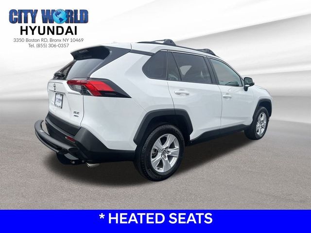 2020 Toyota RAV4 XLE