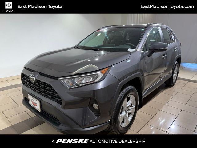 2020 Toyota RAV4 XLE