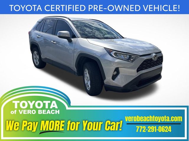 2020 Toyota RAV4 XLE