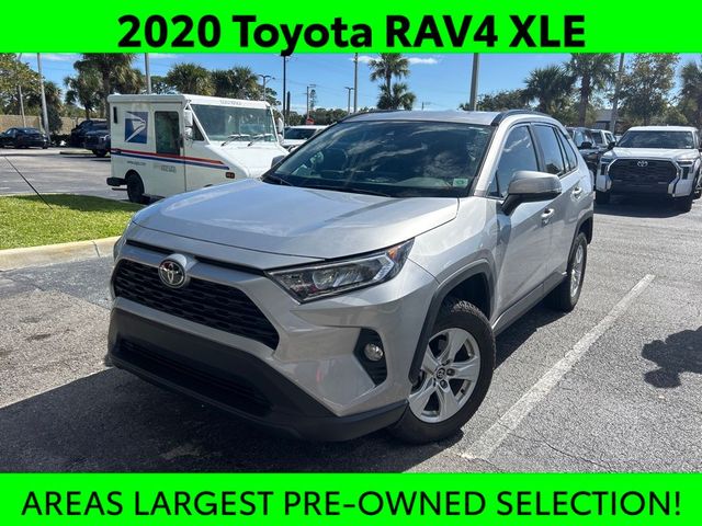 2020 Toyota RAV4 XLE