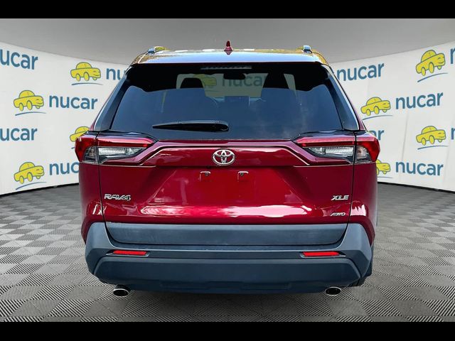 2020 Toyota RAV4 XLE