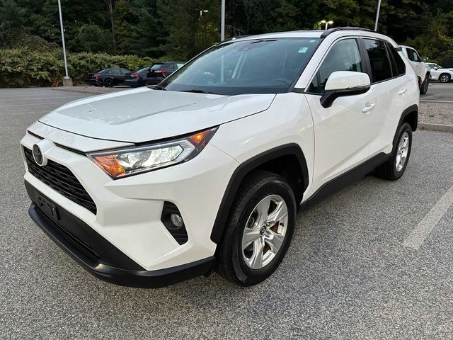 2020 Toyota RAV4 XLE