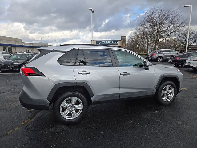 2020 Toyota RAV4 XLE