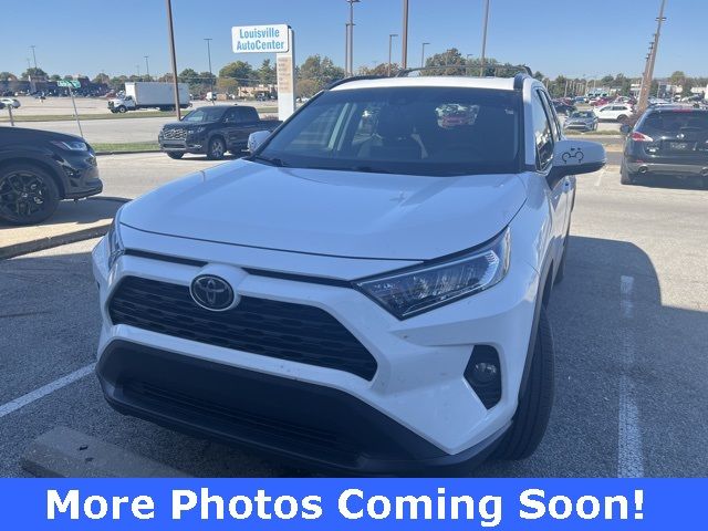 2020 Toyota RAV4 XLE