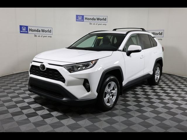 2020 Toyota RAV4 XLE