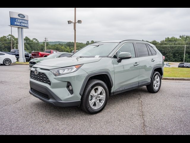 2020 Toyota RAV4 XLE