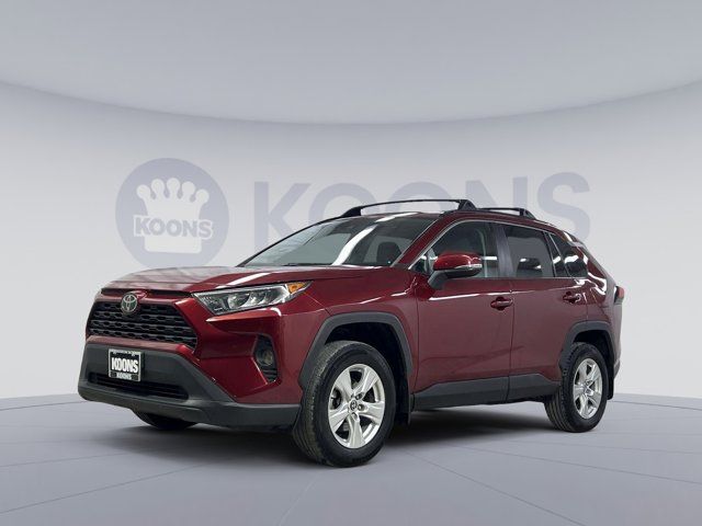 2020 Toyota RAV4 XLE