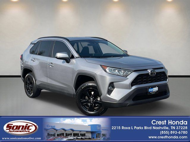 2020 Toyota RAV4 XLE