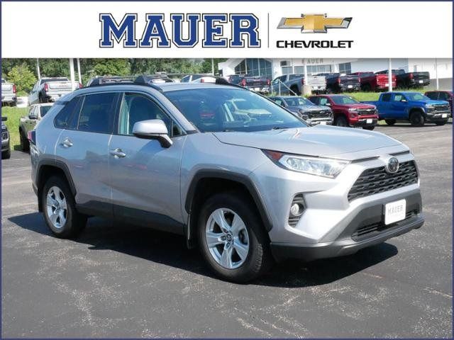 2020 Toyota RAV4 XLE