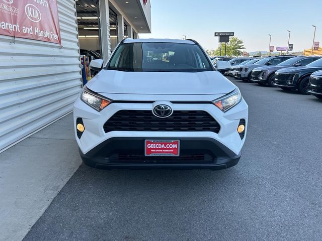 2020 Toyota RAV4 XLE