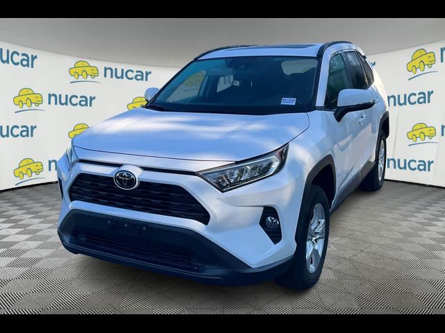 2020 Toyota RAV4 XLE