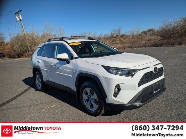 2020 Toyota RAV4 XLE