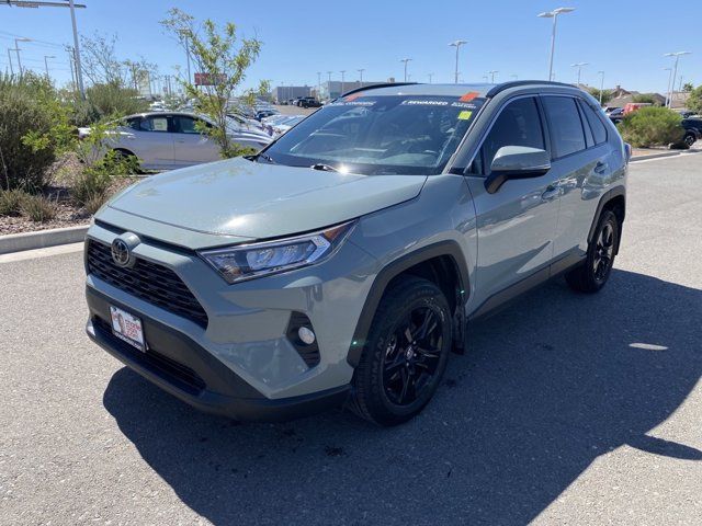 2020 Toyota RAV4 XLE