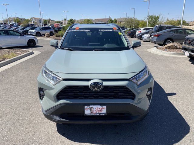 2020 Toyota RAV4 XLE