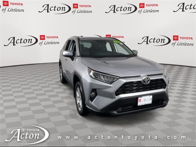 2020 Toyota RAV4 XLE