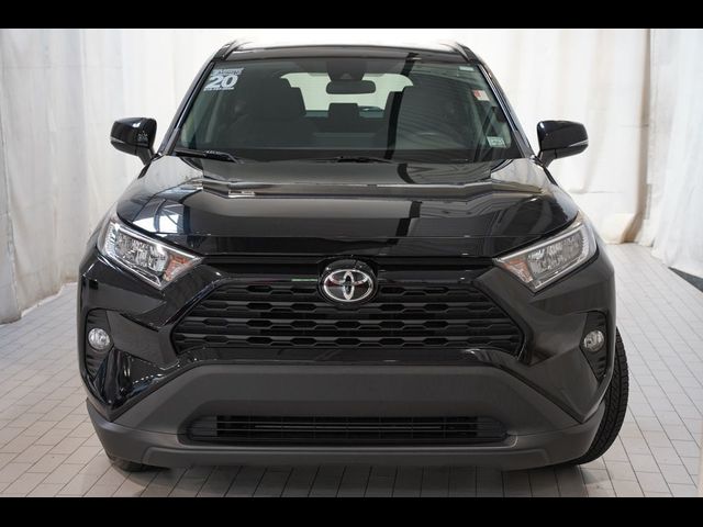 2020 Toyota RAV4 XLE