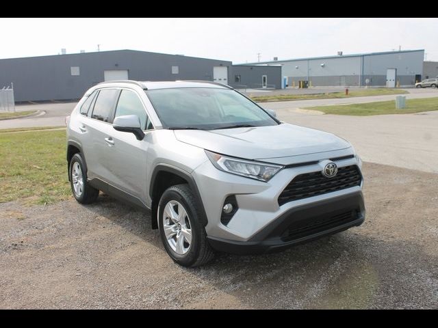 2020 Toyota RAV4 XLE