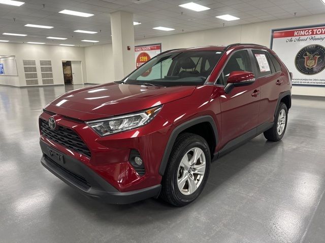 2020 Toyota RAV4 XLE