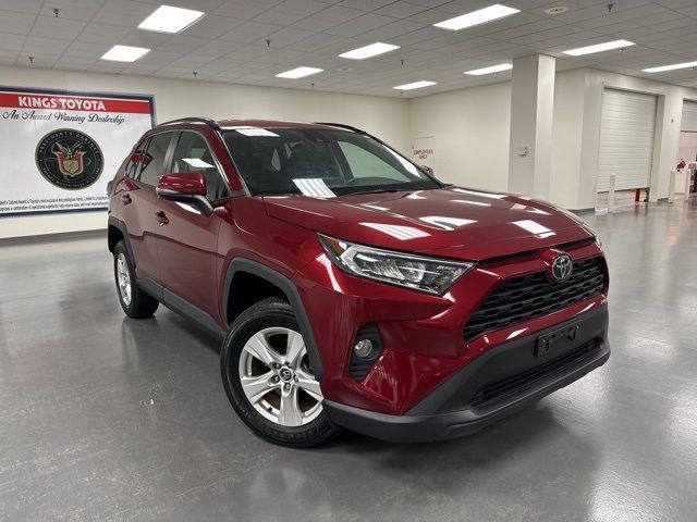 2020 Toyota RAV4 XLE