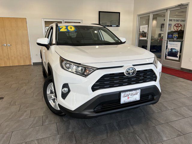 2020 Toyota RAV4 XLE