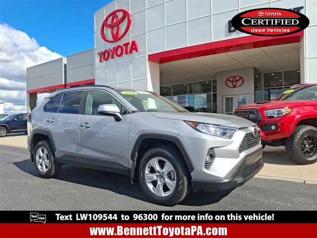 2020 Toyota RAV4 XLE