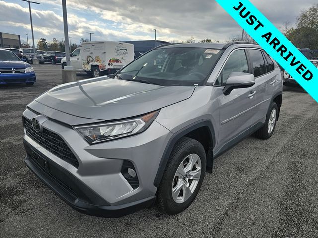 2020 Toyota RAV4 XLE