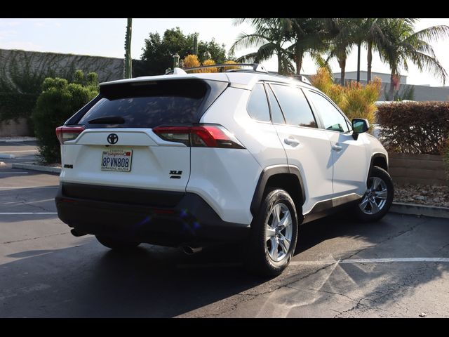 2020 Toyota RAV4 XLE