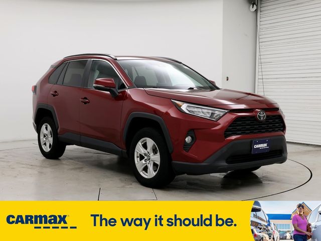 2020 Toyota RAV4 XLE