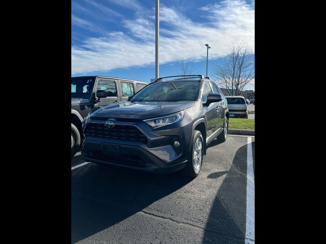 2020 Toyota RAV4 XLE