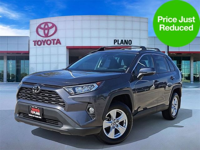 2020 Toyota RAV4 XLE